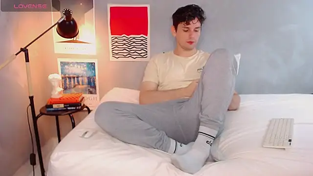 Elio555 online show from October 31, 1:14 pm