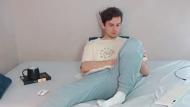 Elio555 online show from February 6, 7:07 pm