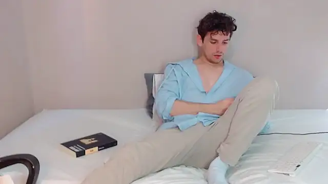 Elio555 online show from January 12, 4:50 pm