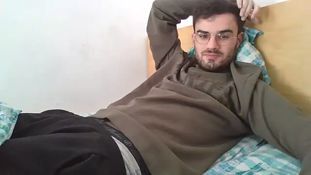 erikamavrik online show from December 18, 10:00 am