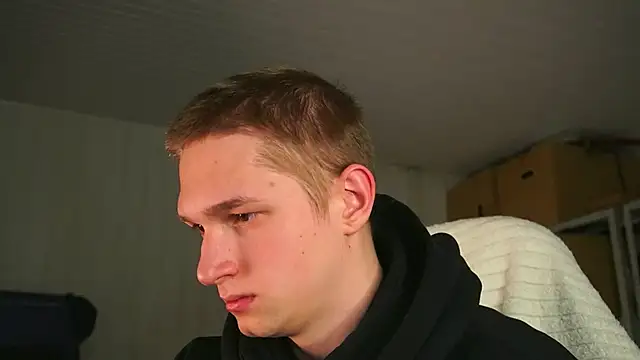 dustyn fox online show from April 14, 3:11 pm