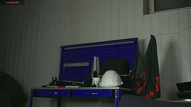 dustyn fox online show from September 30, 4:21 pm