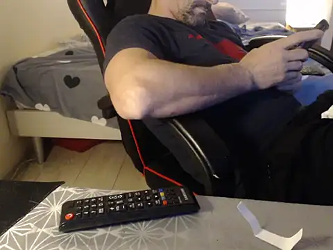 amydamarw online show from February 8, 5:17 pm