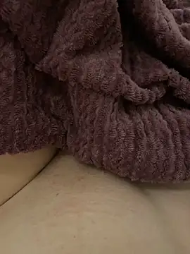 Meeedooo69 online show from March 28, 3:23 pm