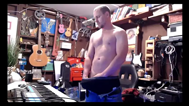 itsjameswebbscope online show from March 18, 8:05 pm