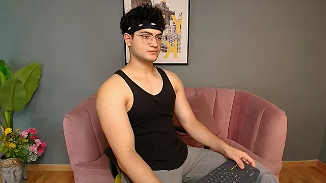 Snapshot of Mark_Evans1_ chatting on March 7, 8:11 pm Mark Evans1 online show from March 7, 8:11 pm