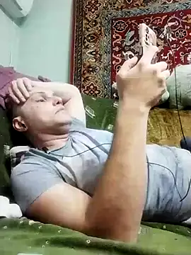 Pineapple04 online show from December 14, 5:47 pm