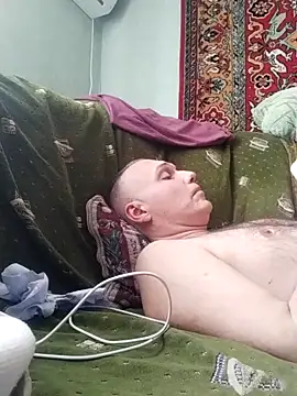 Pineapple04 online show from March 19, 9:06 am