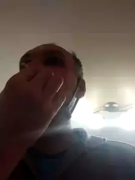 Pineapple04 online show from December 10, 5:55 pm