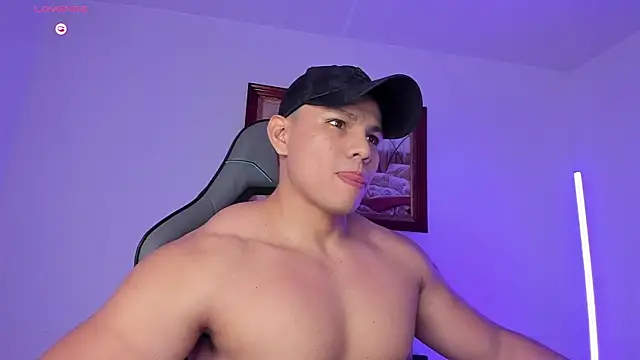 RoyConstance online show from January 10, 4:39 am