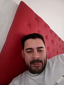 Snapshot of diegolebu chatting on December 22, 3:44 pm diegolebu online show from December 22, 3:44 pm