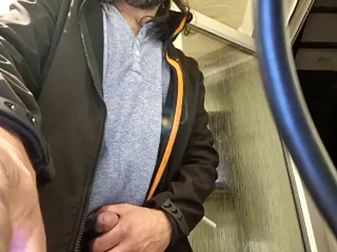 stavroun online show from December 1, 10:35 pm