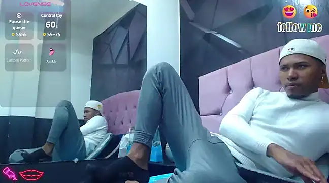 man black hot23 online show from December 17, 6:53 pm