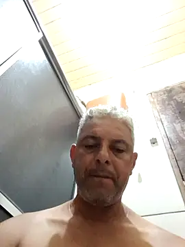 gordonunes online show from February 20, 6:19 am