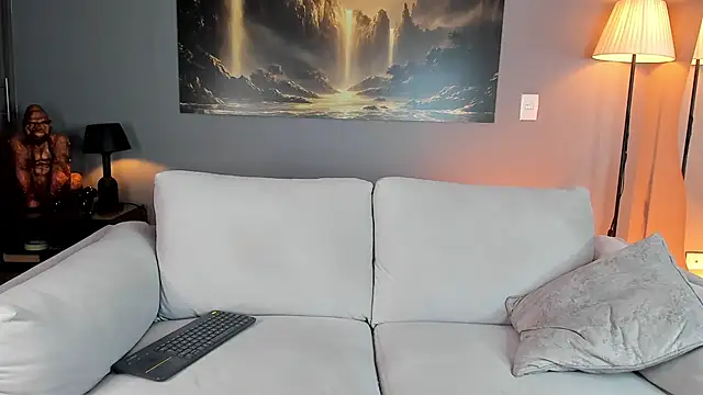 ApoloMakris online show from April 12, 9:27 pm