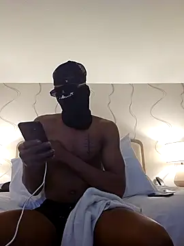 JdLove1 online show from December 17, 10:11 am