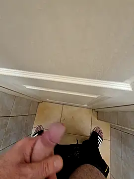 kisbiro77777 online show from October 22, 9:29 pm