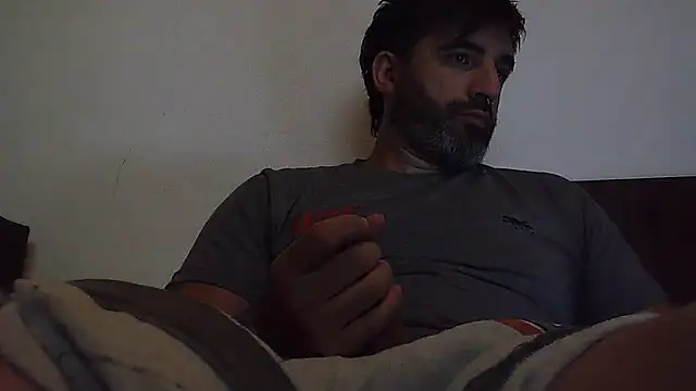 ozzypsico13 online show from December 21, 4:31 am