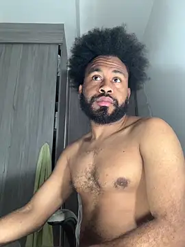 KaelMoreau online show from February 26, 7:09 am