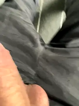 tomlolala online show from November 25, 9:55 am