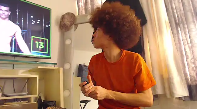 JossCollinss online show from December 12, 5:59 pm