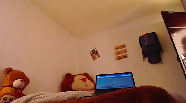 JossCollinss online show from February 4, 6:27 pm