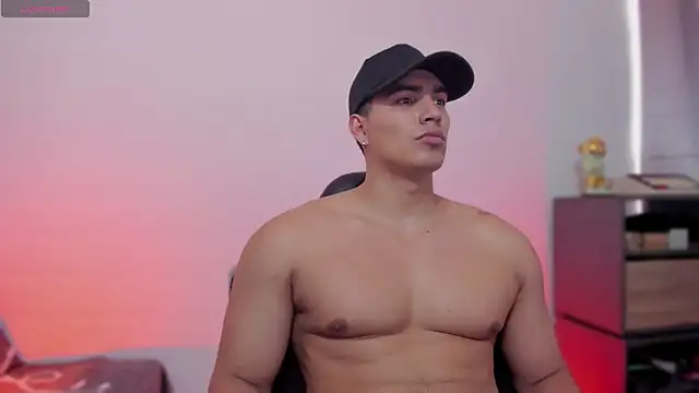 JamesGraay online show from January 19, 4:08 pm