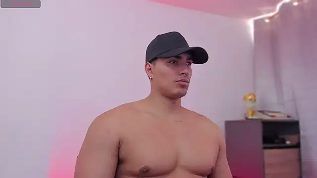 JamesGraay online show from November 21, 6:07 pm