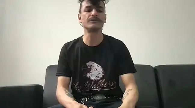 HorrorotikA online show from December 2, 5:46 pm