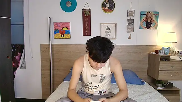 justinbiler online show from October 1, 1:59 pm