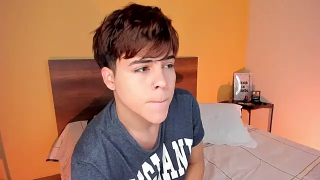 justinbiler online show from March 10, 12:38 pm