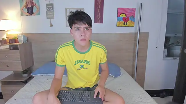 justinbiler online show from October 6, 12:21 pm