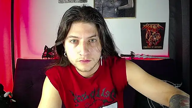 Snapshot of blckwolf_6 chatting on January 27, 10:38 pm blckwolf 6 online show from January 27, 10:38 pm