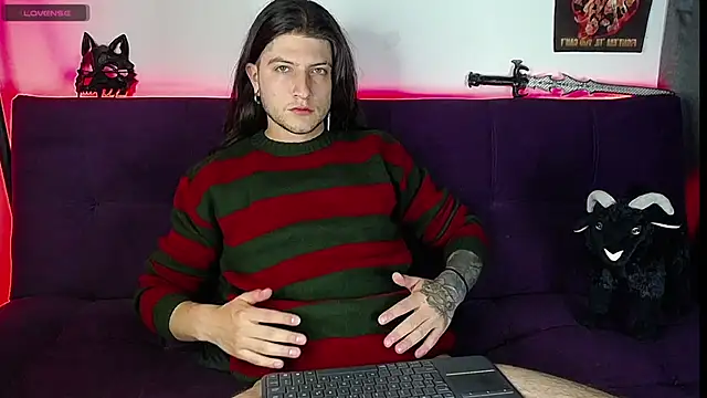 Snapshot of blckwolf_6 chatting on January 23, 2:55 am blckwolf 6 online show from January 23, 2:55 am