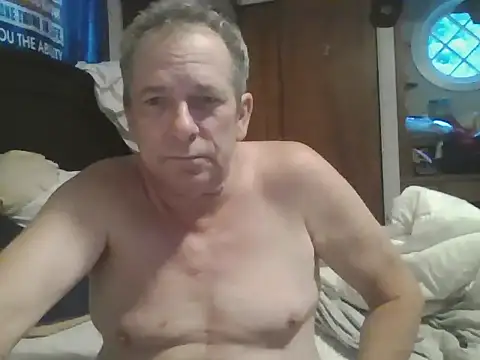 llovetoshowoff online show from May 17, 11:06 am
