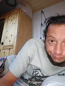 obiwan61 online show from March 3, 7:16 am