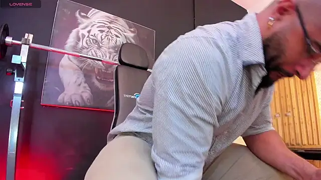 Luke  09 online show from November 28, 11:12 am