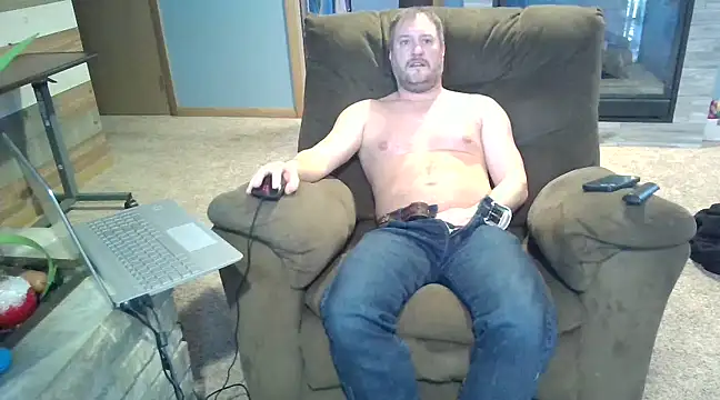 Bretto18 online show from January 9, 8:44 pm