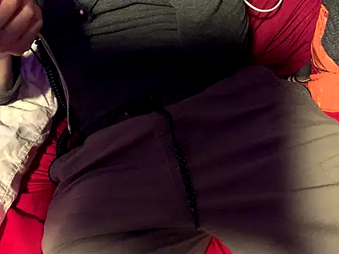 skatebored online show from November 11, 3:55 am