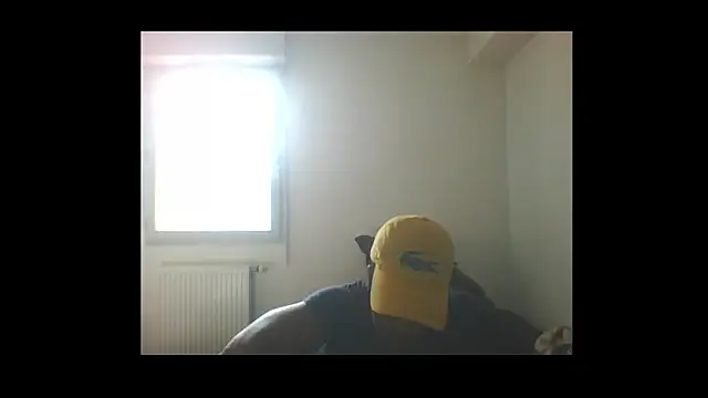 Snapshot of POPAYE972 chatting on March 4, 12:44 pm POPAYE972 online show from March 4, 12:44 pm