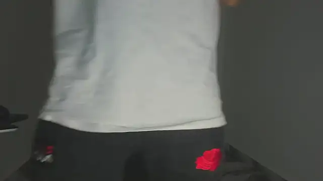 mikee scooth online show from December 4, 4:08 am