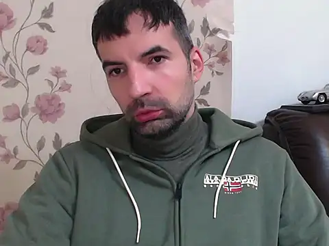 Leo 1617 online show from April 4, 2:25 pm