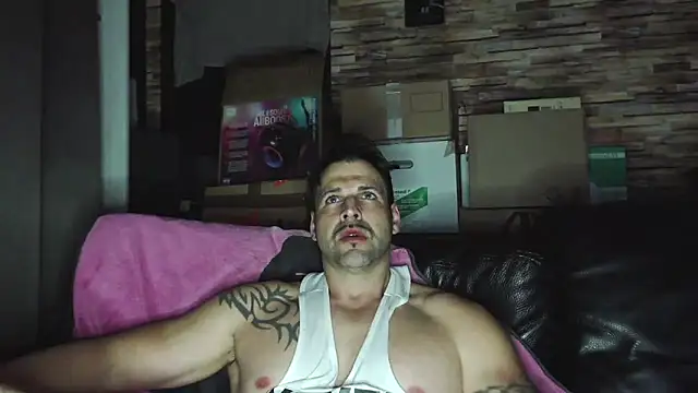 XxBigboybandxX online show from March 19, 8:01 pm