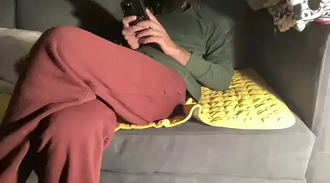 4small4inchlol online show from February 1, 1:34 am