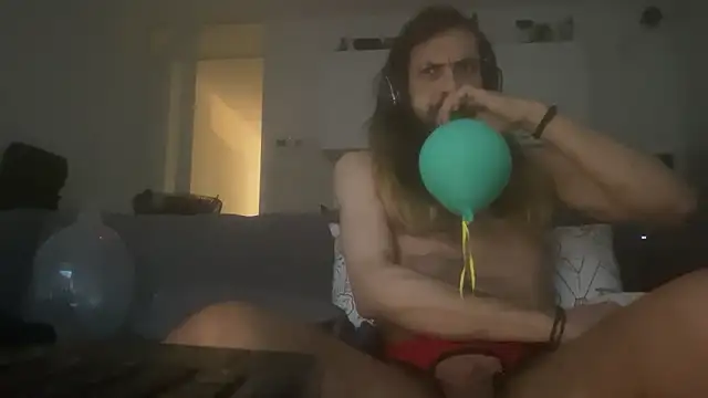 P4RtYBOII92 online show from September 14, 6:26 am