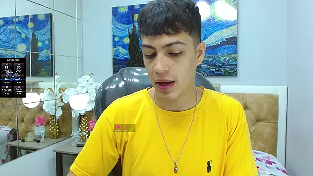 SkinnyBoy  online show from November 6, 12:41 pm