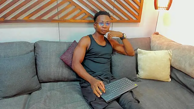 Snapshot of JamalMyst chatting on December 28, 5:44 am JamalMyst online show from December 28, 5:44 am