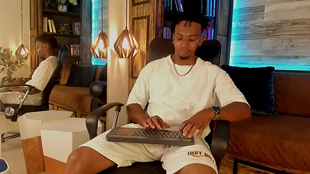 Snapshot of JamalMyst chatting on September 17, 3:51 am JamalMyst online show from September 17, 3:51 am