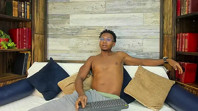 Snapshot of JamalMyst chatting on January 17, 3:34 am JamalMyst online show from January 17, 3:34 am