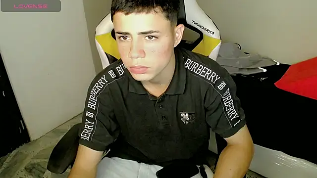 Snapshot of bby_santi chatting on September 23, 1:54 pm bby santi online show from September 23, 1:54 pm